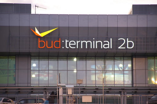ブダペスト空港ターミナル2へ移転完了