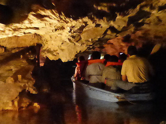 Cave Vlihada4