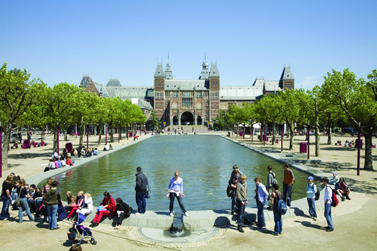 2019年秋冬、アムステルダム国立美術館でオランダとスペインの巨匠を対比させる特別展「レンブラントとベラスケス」開催