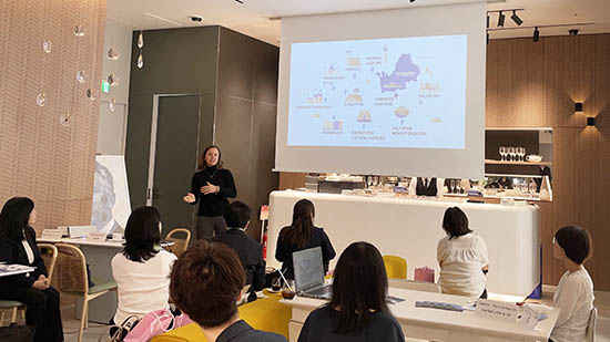 Seminar at the Swarovski Tokyo