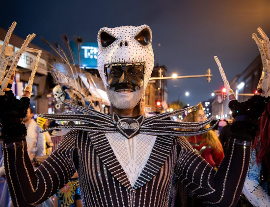 今年のハロウィーンはシカゴで！「ホーンテッド・ハルステッド・ハロウィーン・パレード」開催