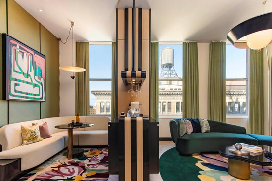 NYC2511 W New York Union Square